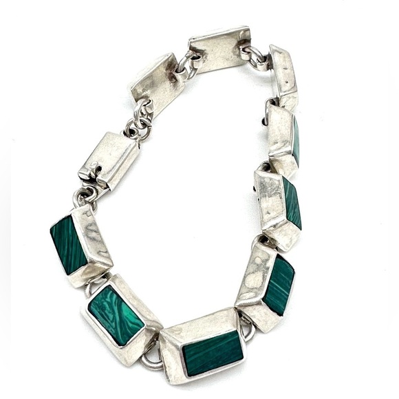 Vintage Sterling and Malachite Bracelet -Silver  &Green Stamped Mexico 3.5 grams - Picture 2 of 6